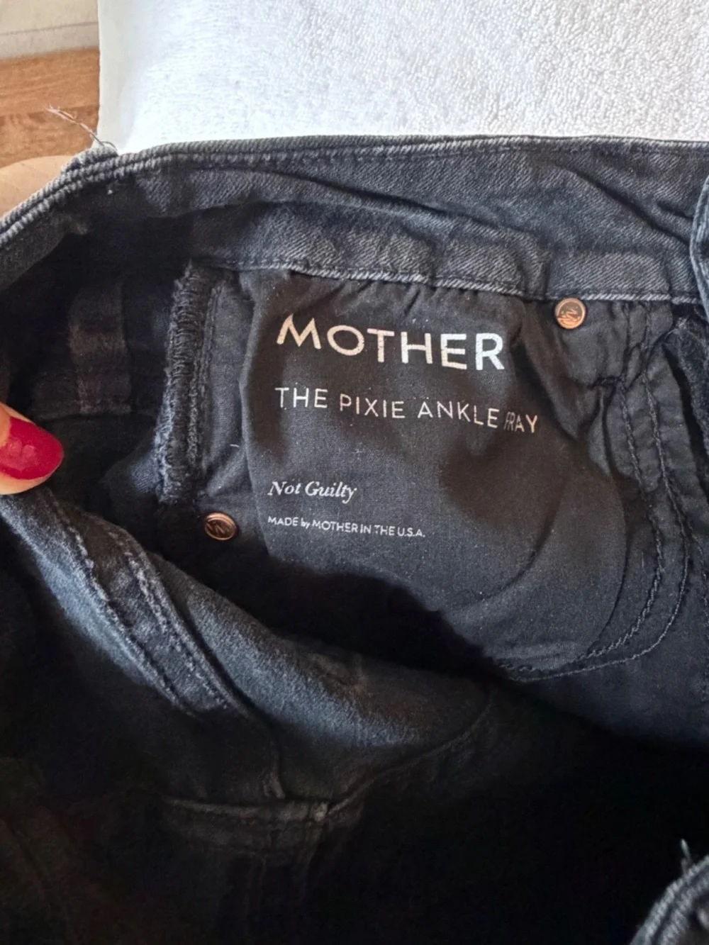 The Pixie Ankle Fray Jeans
